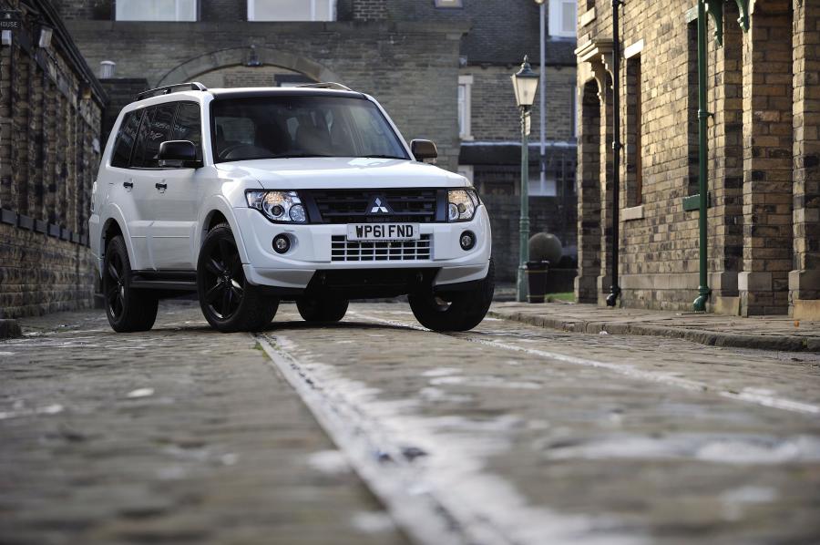  Mitsubishi Shogun Black 2012 года  (UK) (фото 70 из 85)